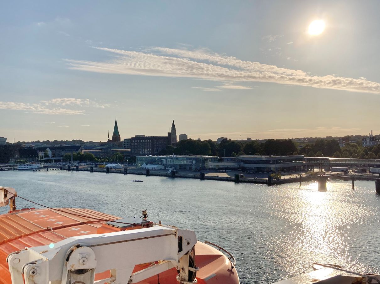 Uitzicht op Kiel, duitsland vanuit Stena Germanica