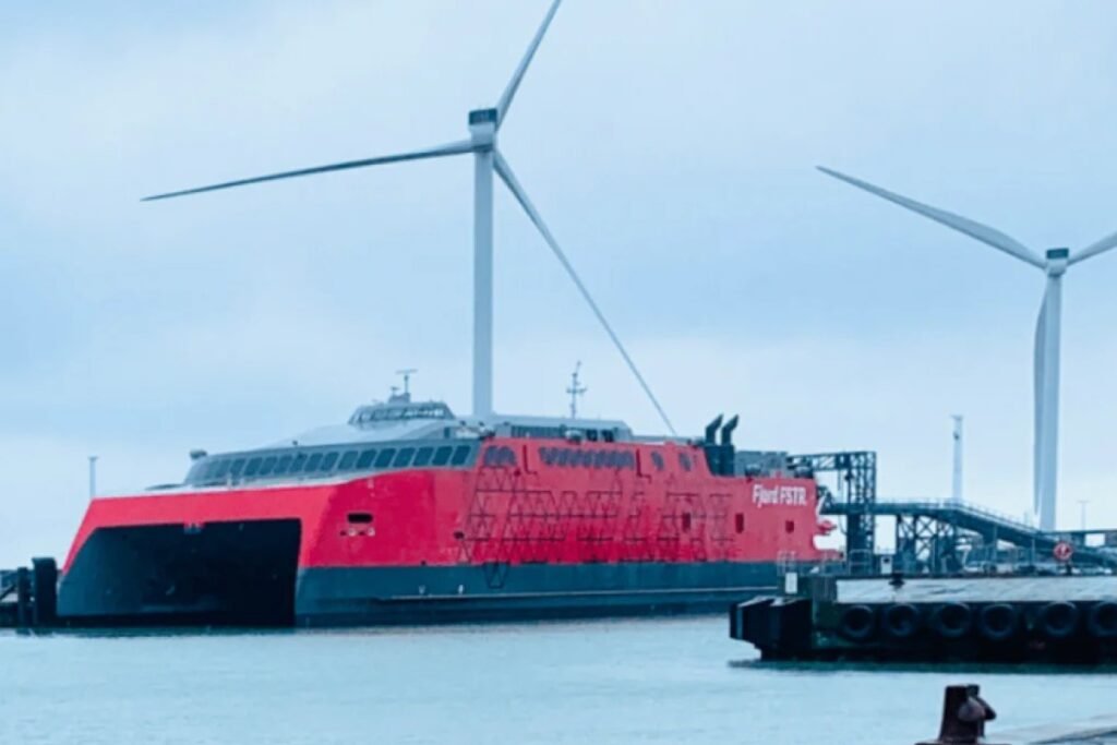 Fjord FSTR ferry