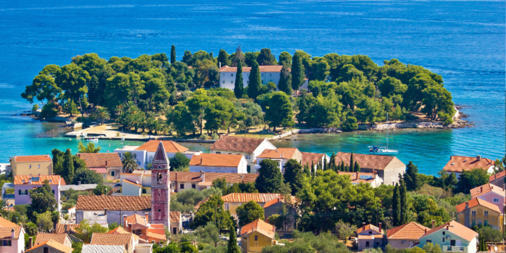 You are not the only one who wants to travel to Preko in Croatia :)