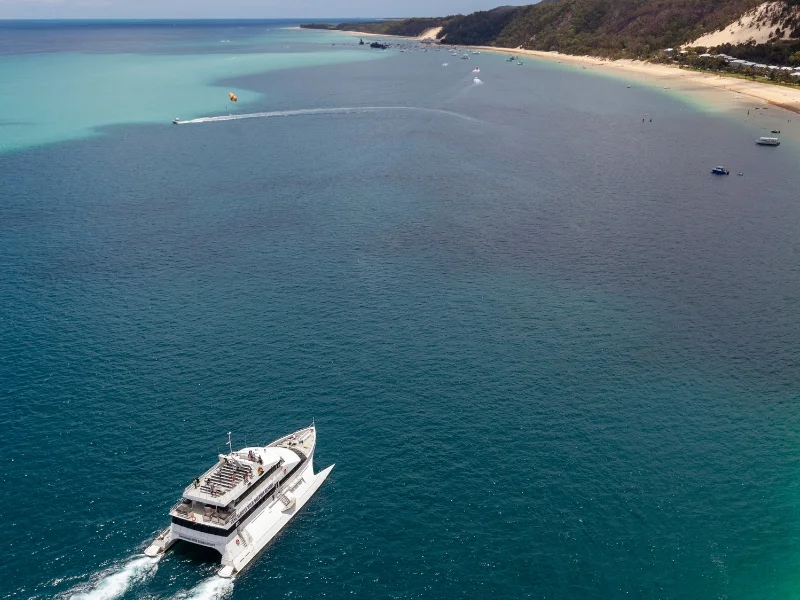 Ferry Brisbane-Moreton island Tangalooma Resort