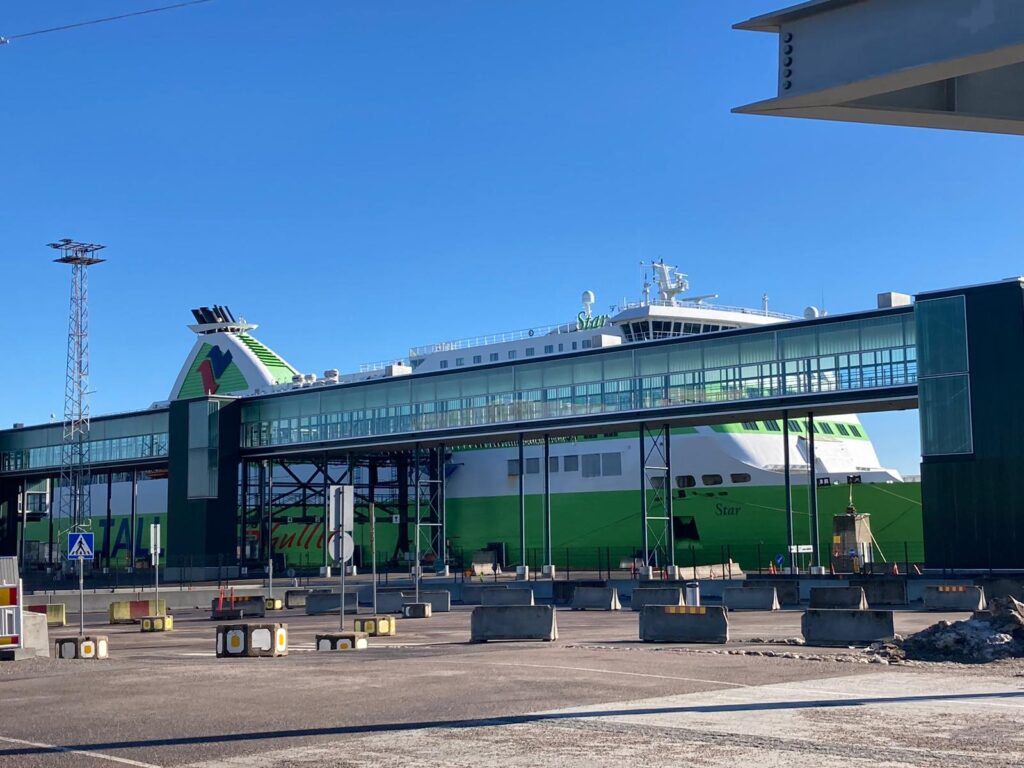 Tallink Shuttle Star - the fast ferry sailing on the Helsinki Tallinn Route